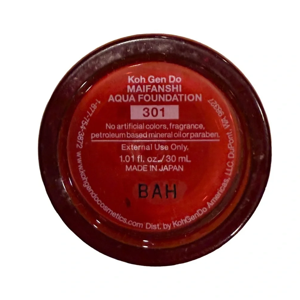 Koh Gen Do Aqua Foundation – Shade 301